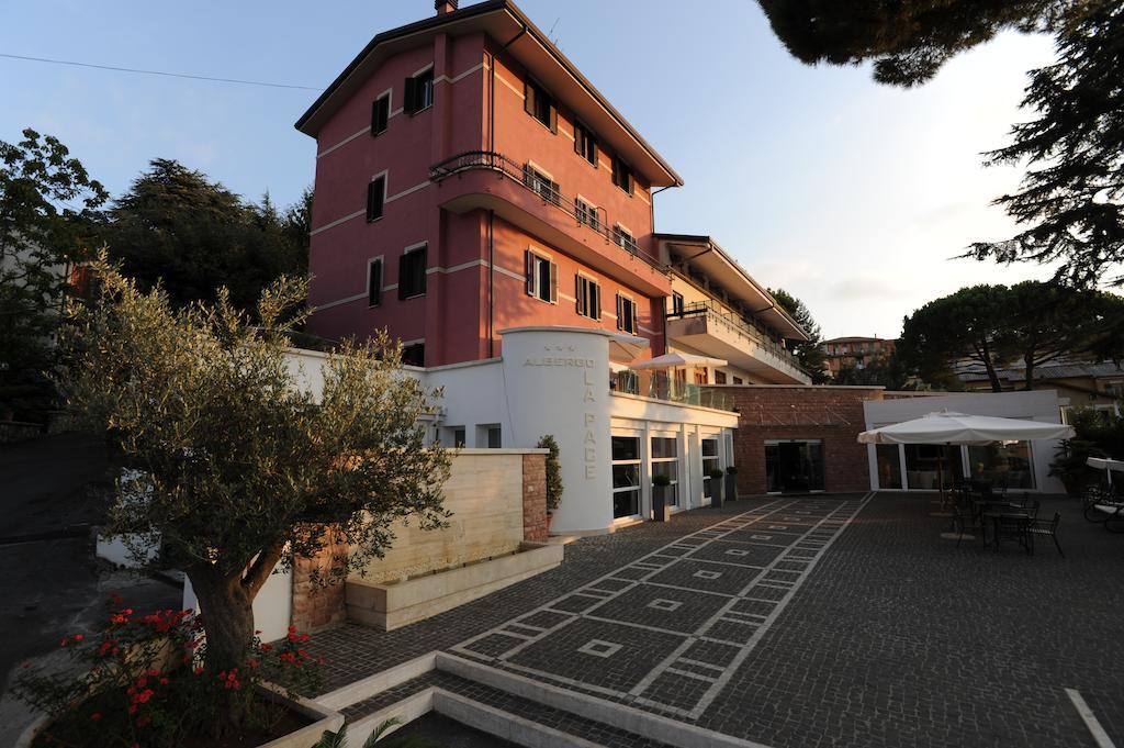Albergo La Pace Segni Экстерьер фото